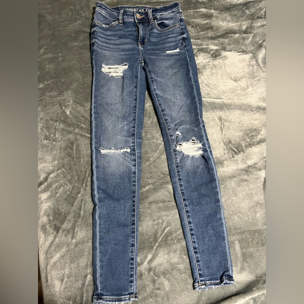 American Eagle Next Level Stretch Ripped Hi-Rise Jegging